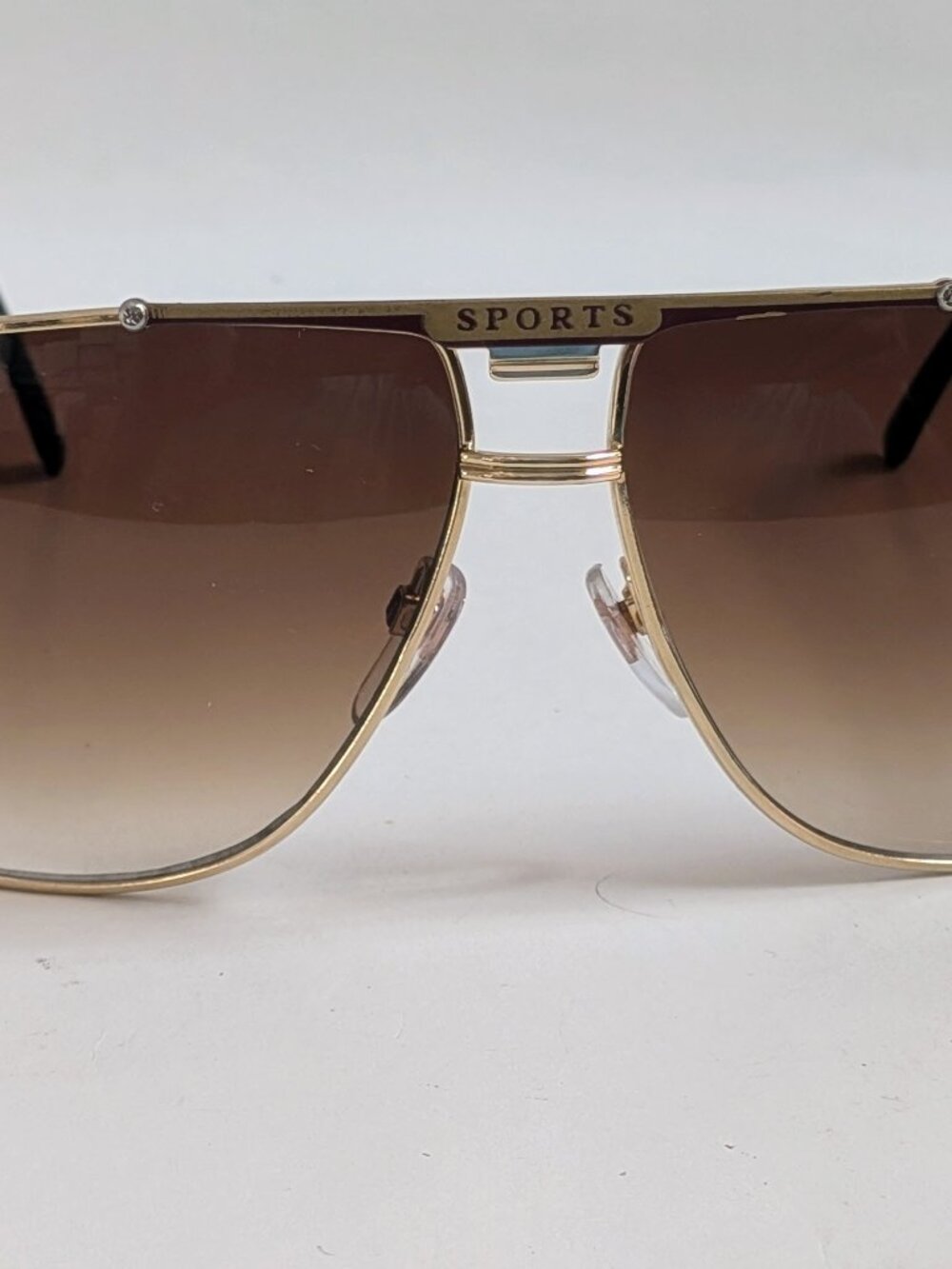 NWT TruVintage 90's Navigator Metal Sports Sunglasses (S. Gold)